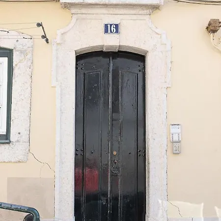 Olh'O Tejo Studio Apartment Apartment Lisbon